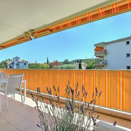 High Standard Br Design Flat For Family Ppl Swimming Pool Free Parking Big Balcony Apartman Antibes